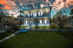 Luxury Granbury Home with Game Room Steps to Lake!